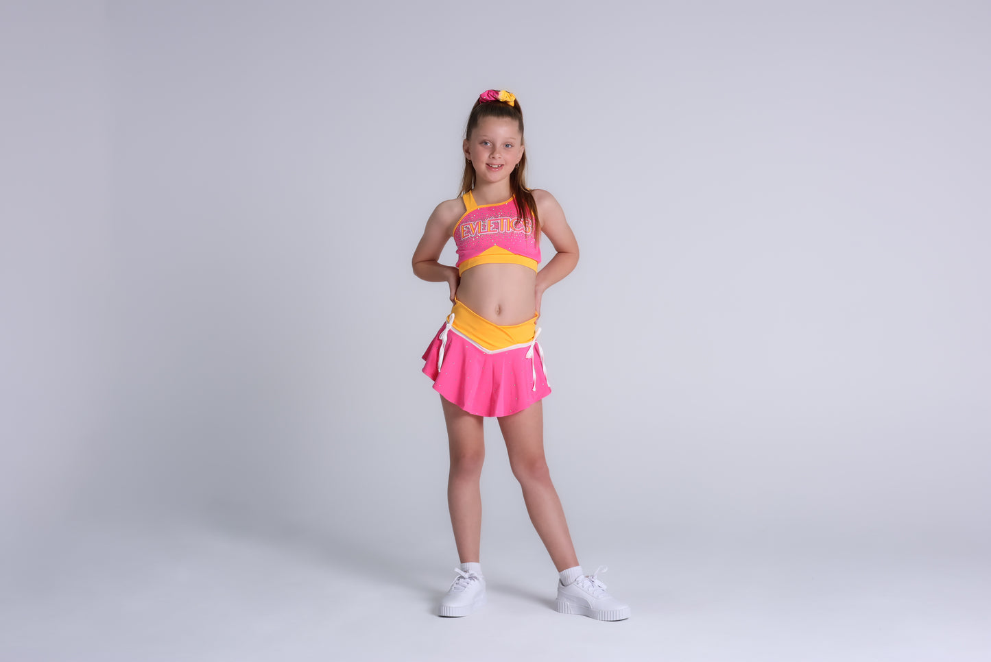 SUNSET SPORTS CROP